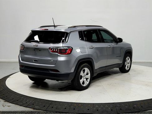 Used 2018 Jeep Compass Latitude w/ Popular Equipment Group image 8
