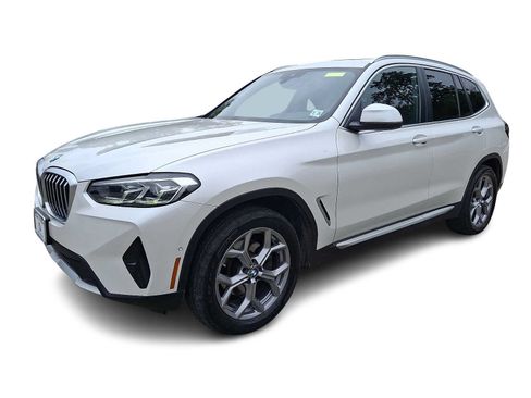 Used 2023 BMW X3 xDrive30i w/ Premium Package AWD/4WD image 3