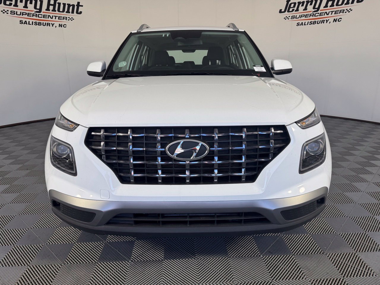 Used 2026 Hyundai Venue SEL FWD image 5
