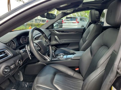 Used 2022 Maserati Ghibli Modena image 16