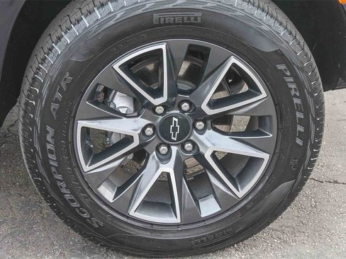 Used 2022 Chevrolet Tahoe Z71 image 14