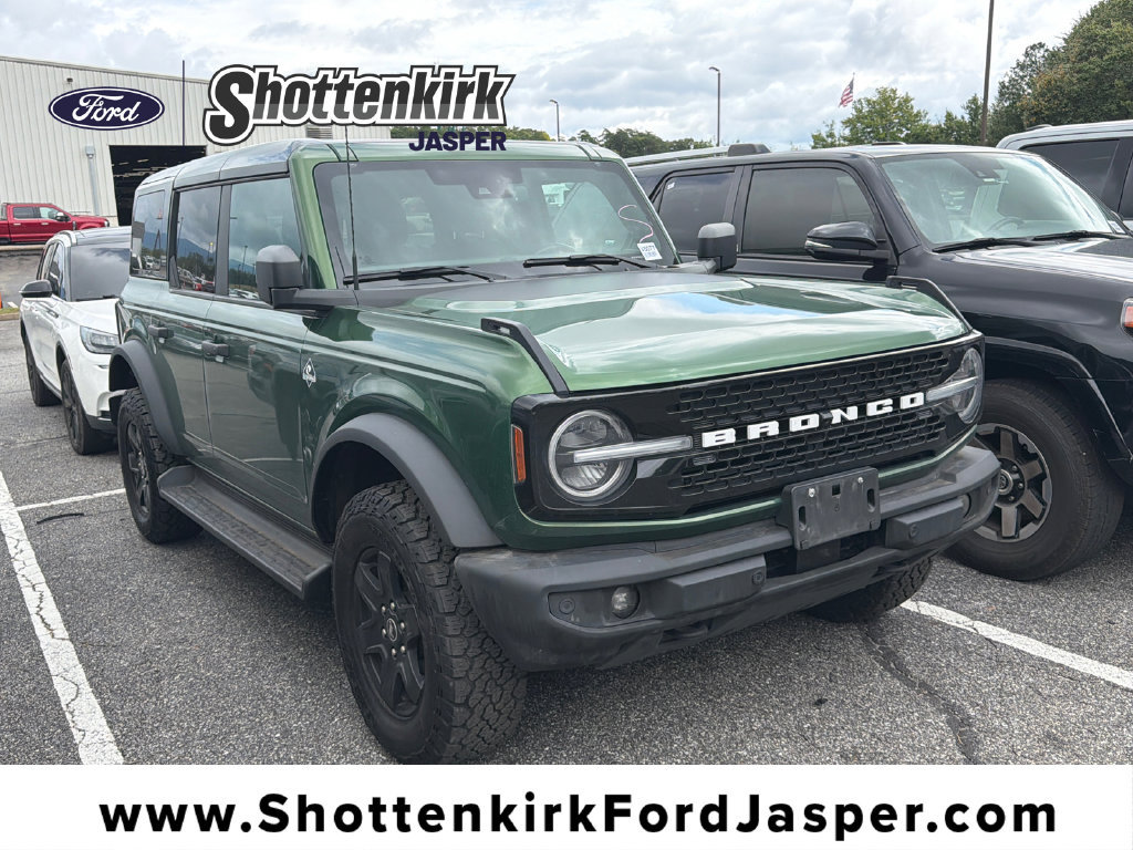 Used 2025 Ford Bronco Outer Banks AWD/4WD image 1