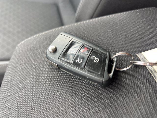 Used 2019 Volkswagen Tiguan S w/ 3rd Row Seat Package AWD/4WD image 30