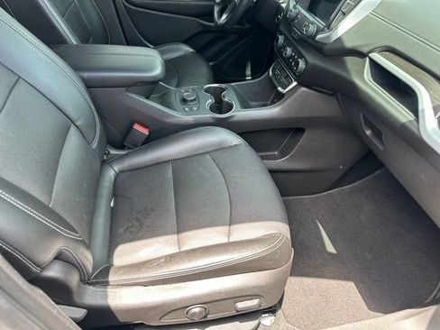 Used 2022 GMC Terrain SLT AWD/4WD image 25