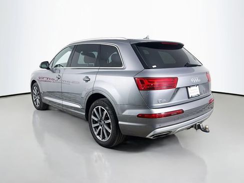 Used 2018 Audi Q7 3.0T Prestige AWD/4WD image 5