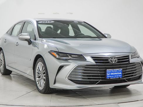 Used 2019 Toyota Avalon Limited w/ Protection Package FWD image 15