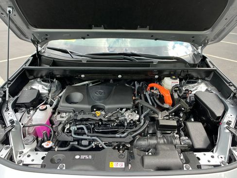 Certified 2025 Toyota RAV4 XSE w/ Advanced Technology Package AWD/4WD image 24