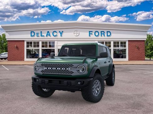 New 2025 Ford Bronco Badlands AWD/4WD image 2