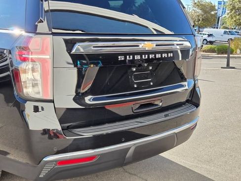 Used 2023 Chevrolet Suburban LS w/ Driver Alert Package RWD image 5