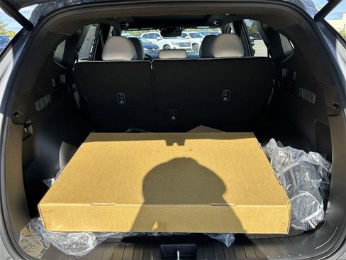 New 2026 Hyundai Tucson Limited image 17