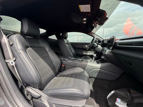 Used 2024 Ford Mustang Premium image 27