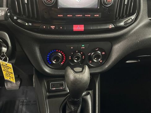 Used 2019 RAM ProMaster City Tradesman FWD image 15