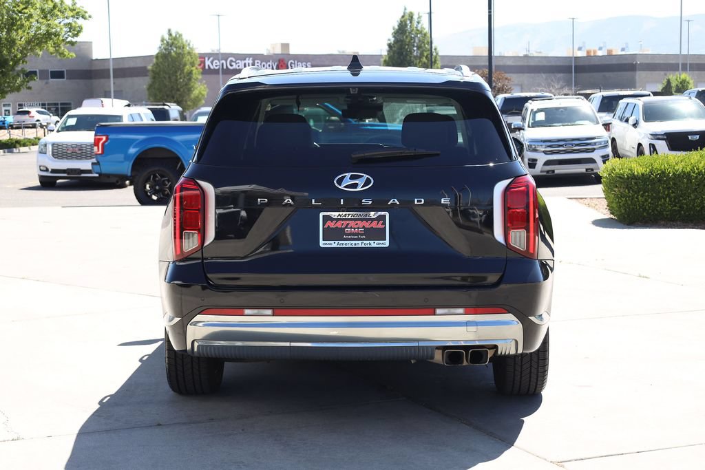 Used 2024 Hyundai Palisade Calligraphy AWD/4WD image 5