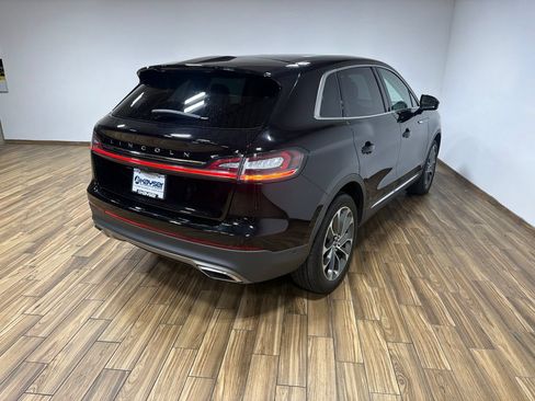 Used 2023 Lincoln Nautilus Reserve w/ Equipment Group 201A AWD/4WD image 8