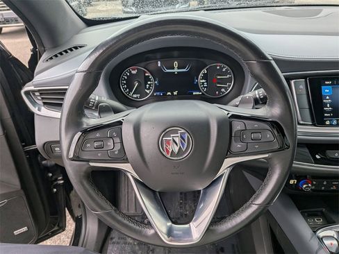 Used 2024 Buick Enclave Premium image 21