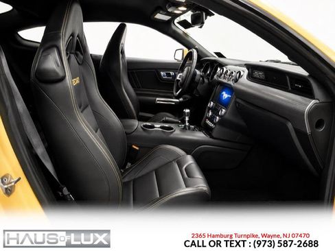 Used 2017 Ford Mustang GT Premium w/ GT Performance Package RWD image 5