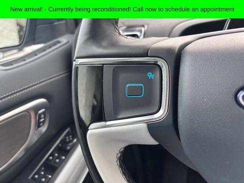 Used 2025 Ford Expedition Platinum AWD/4WD image 16