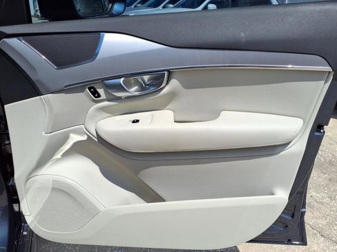 Certified 2024 Volvo XC90 B5 Core w/ Protection Package Premier image 13