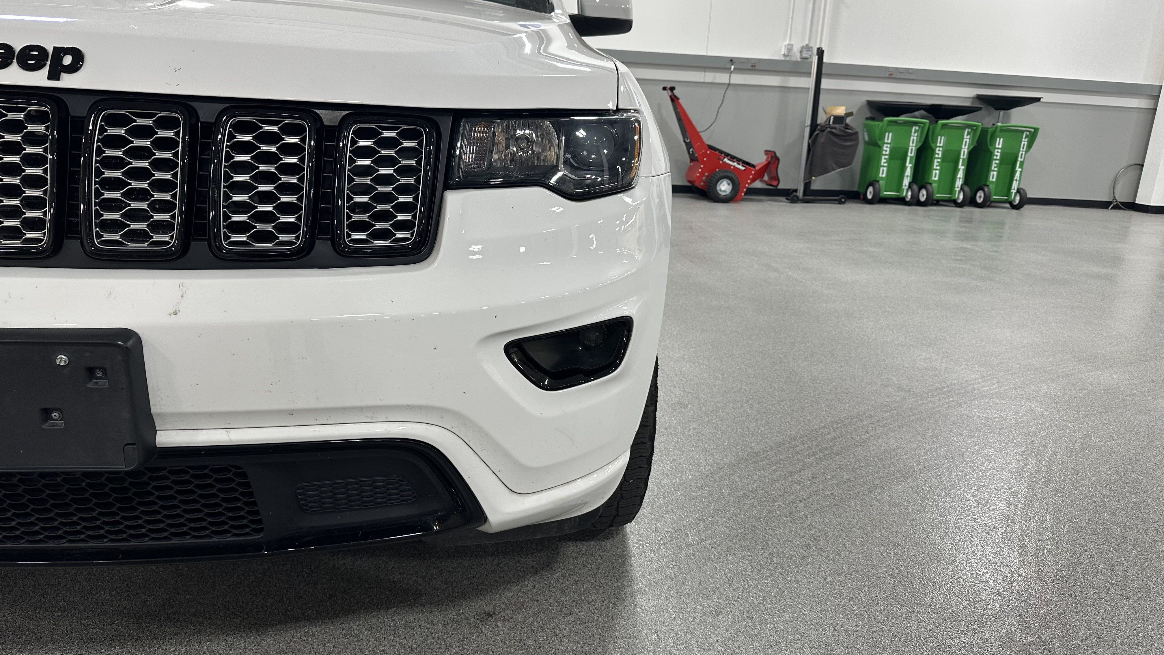 Used 2021 Jeep Grand Cherokee Laredo X AWD/4WD image 6