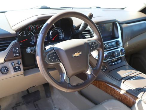 Used 2015 Chevrolet Tahoe LTZ AWD/4WD image 22