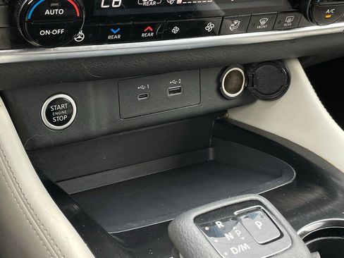 Used 2023 Nissan Rogue SL w/ SL Premium Package image 20