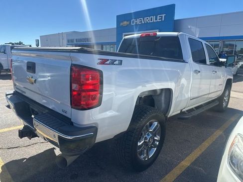 Used 2018 Chevrolet Silverado 2500 LTZ w/ Duramax Plus Package image 4