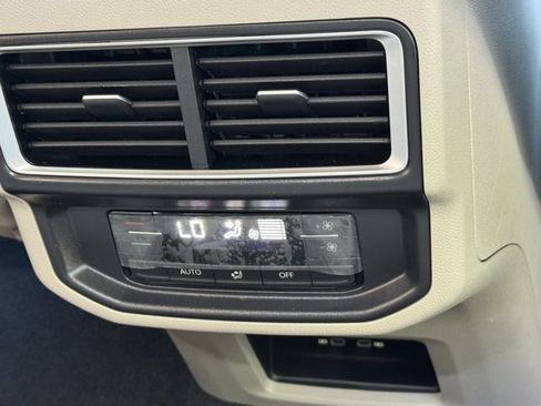 New 2026 Volkswagen Atlas SE AWD/4WD image 18