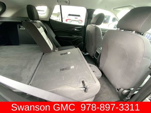 Used 2024 Chevrolet Trax LS w/ Driver Confidence Package FWD image 31