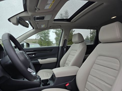 Used 2026 Honda CR-V EX-L image 12