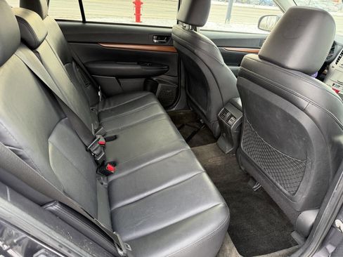 Used 2013 Subaru Outback 2.5i Limited image 8