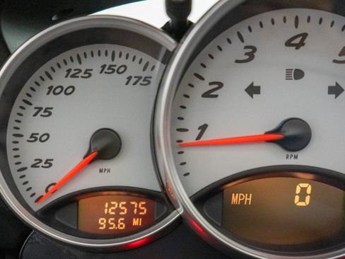 Used 2000 Porsche Boxster S RWD image 21