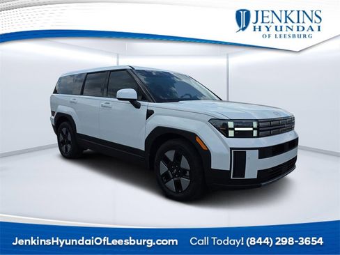 New 2026 Hyundai Santa Fe SE image 1