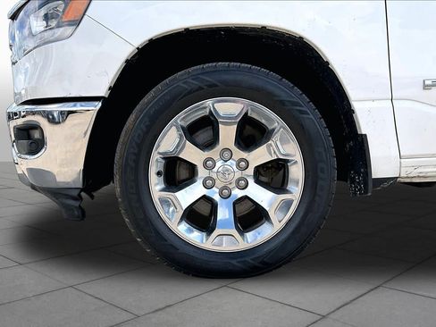 Used 2019 RAM 1500 Big Horn RWD image 11
