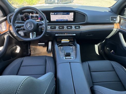 New 2025 Mercedes-Benz GLS 450 4MATIC image 29