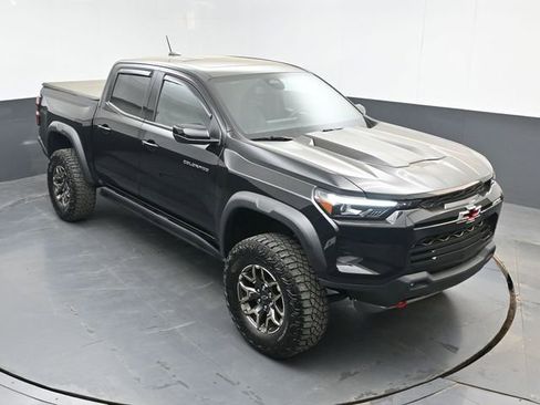 Used 2024 Chevrolet Colorado ZR2 AWD/4WD image 31