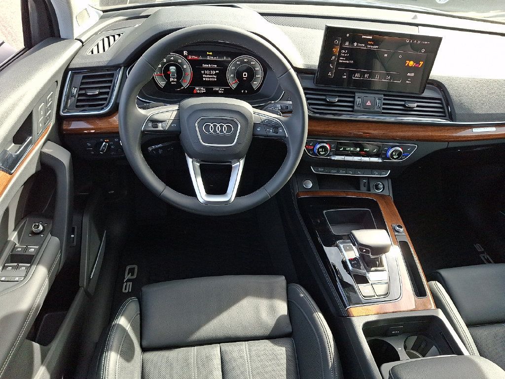 Used 2022 Audi Q5 2.0T Prestige AWD/4WD image 2