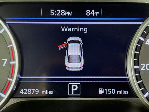Used 2023 Nissan Sentra SV FWD image 14