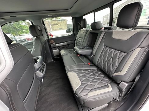 New 2026 Ford F250 Lariat w/ Black Appearance Package AWD/4WD image 19