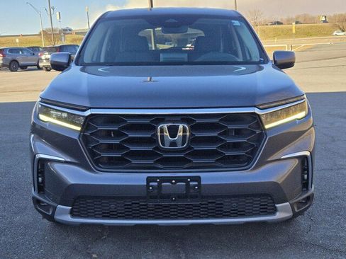 New 2025 Honda Pilot EX-L image 10
