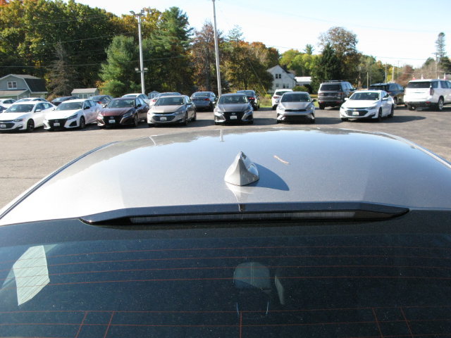 Used 2024 Chevrolet Malibu LT FWD image 6
