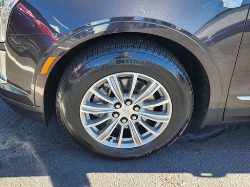 Used 2017 Cadillac XT5 Luxury w/ Driver Awareness Package FWD image 21