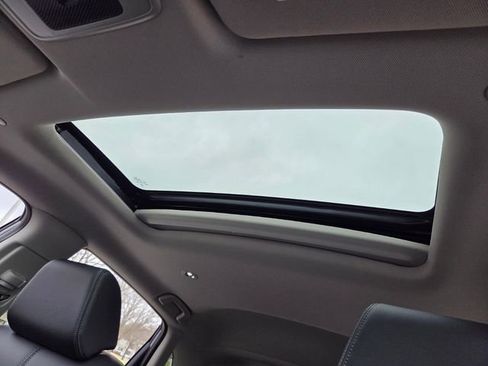 New 2026 Honda HR-V EX-L image 9