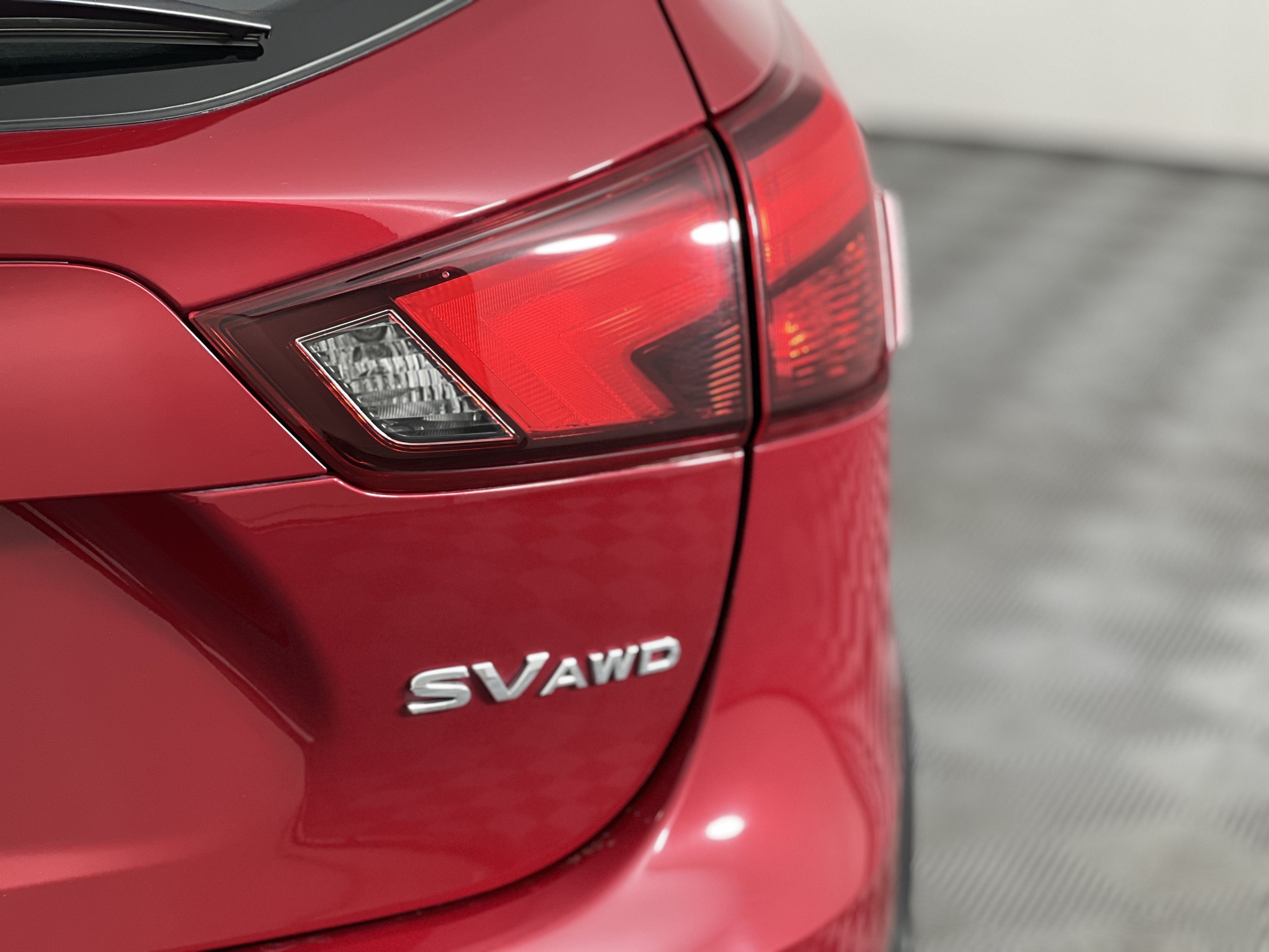 Used 2018 Nissan Rogue Sport SV AWD/4WD image 12