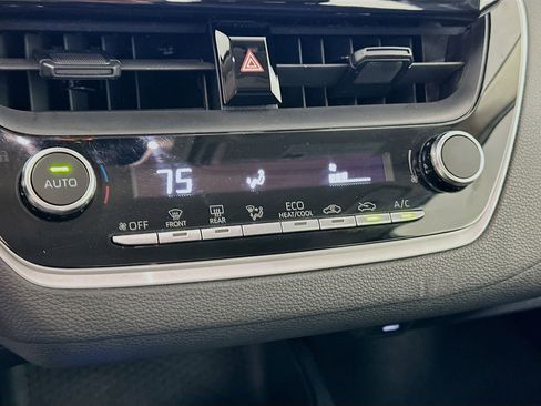 Used 2024 Toyota Corolla LE image 22