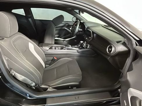 Used 2022 Chevrolet Camaro LT w/ Technology Package RWD image 29