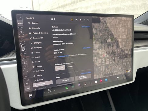 Used 2024 Tesla Model X Plaid image 20
