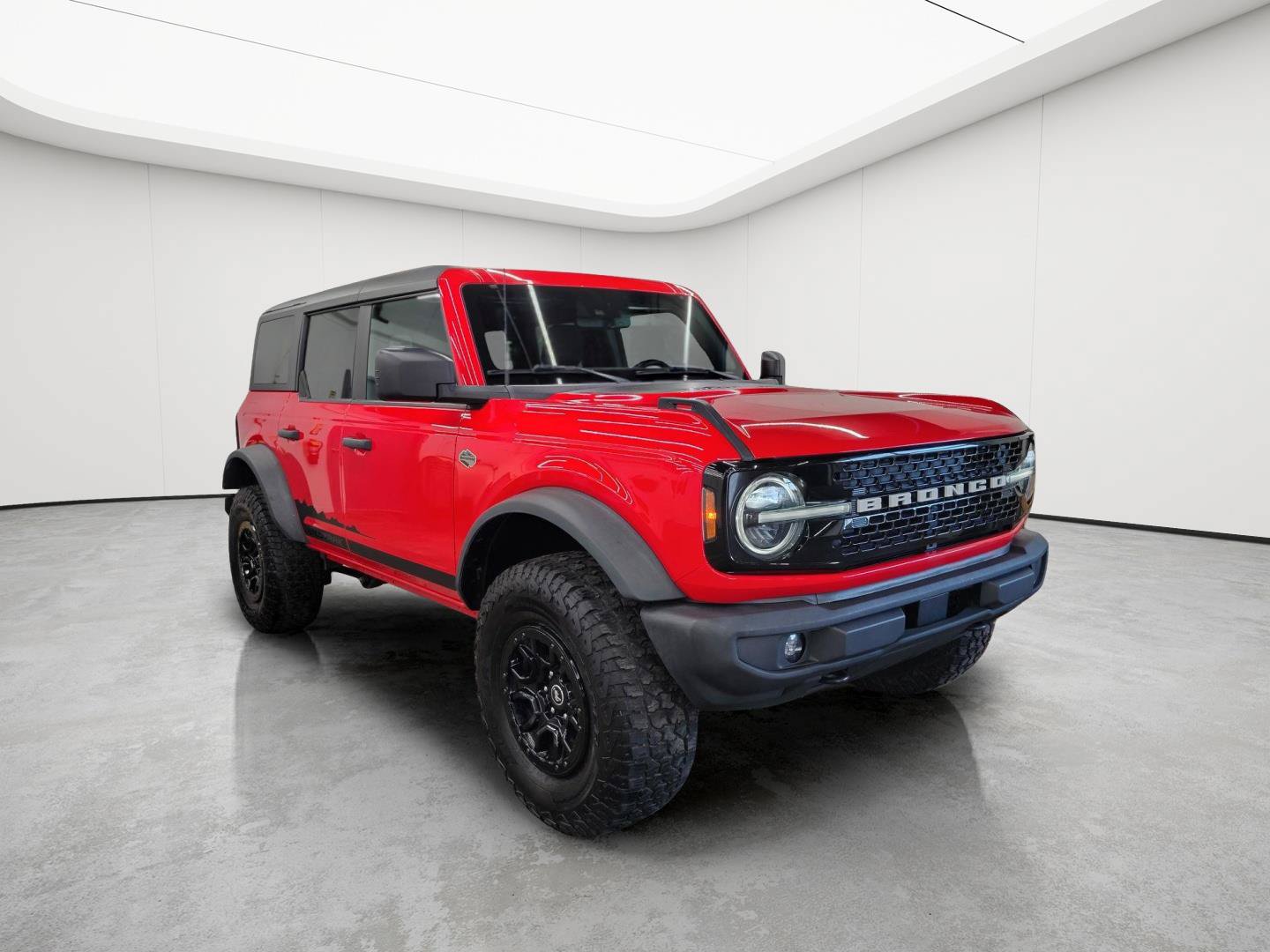 Used 2022 Ford Bronco Wildtrak AWD/4WD image 2
