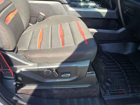 Used 2017 Ford F150 XLT w/ Equipment Group 302A Luxury image 8