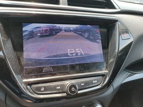 Used 2022 Chevrolet TrailBlazer LT AWD/4WD image 17