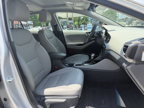 Used 2018 Hyundai Ioniq Limited w/ Limited Ultimate Package 03 FWD image 6